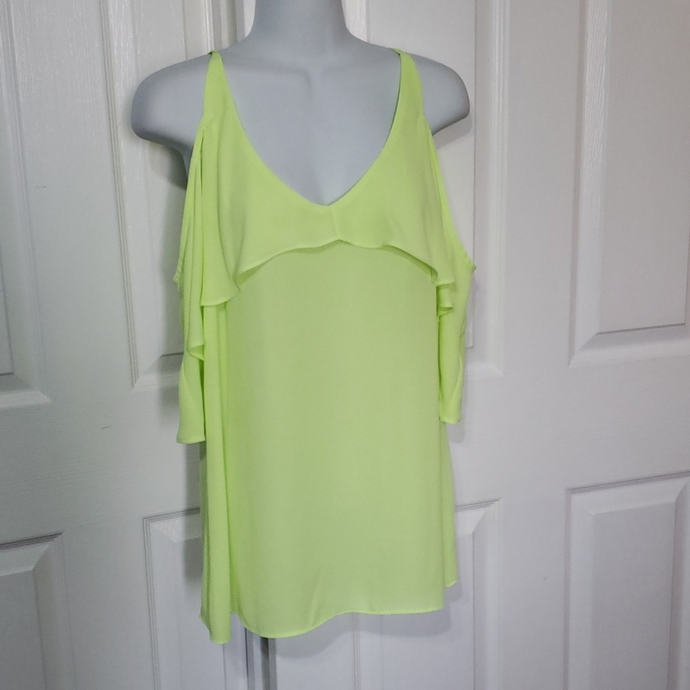 Belle & sky womens florescent top cold shoulder M